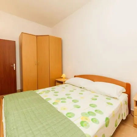 公寓 Peter'S Apartments