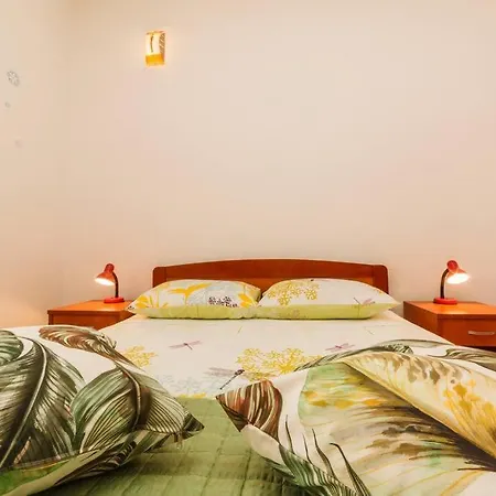 Peter'S Apartments 公寓 苏提万