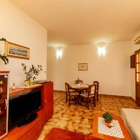 Peter'S Apartments *